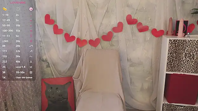 blissful muse2 online show from April 4, 1:17 pm