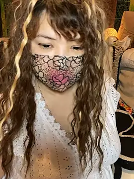 Snapshot of xoxLILxMELOxox chatting on October 3, 4:52 pm xoxLILxMELOxox online show from October 3, 4:52 pm
