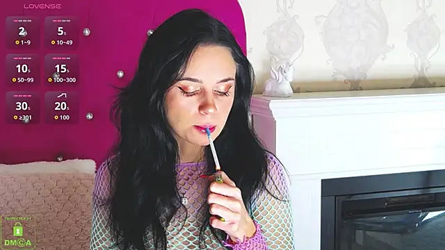 MaddySpears online show from October 7, 12:39 pm