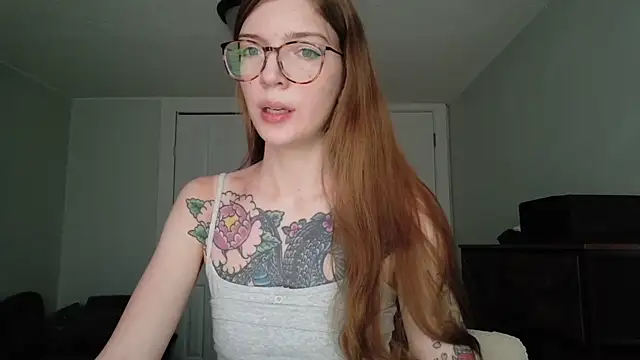 Snapshot of janey_66 chatting on July 18, 2:03 pm janey 66 online show from July 18, 2:03 pm
