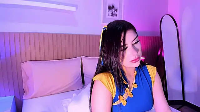 Snapshot of Amara_melodi chatting on July 1, 11:43 am Amara melodi online show from July 1, 11:43 am