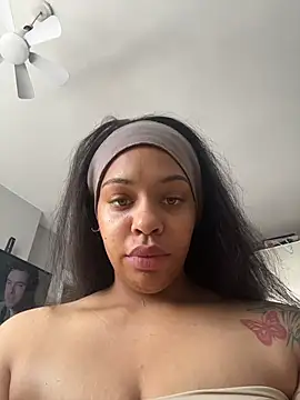 Regina69slut online show from May 9, 8:28 am