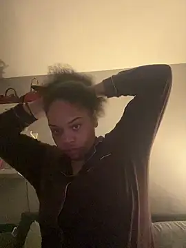 Regina69slut online show from May 3, 1:33 am