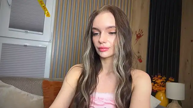 Snapshot of litlle_angelll chatting on October 27, 10:44 pm litlle angelll online show from October 27, 10:44 pm