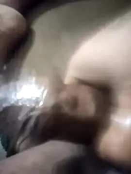 Snapshot of Curvy_Pounder chatting on November 18, 12:48 am Curvy Pounder online show from November 18, 12:48 am