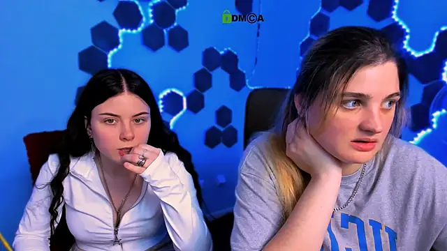 foxy tease  online show from December 13, 8:26 pm