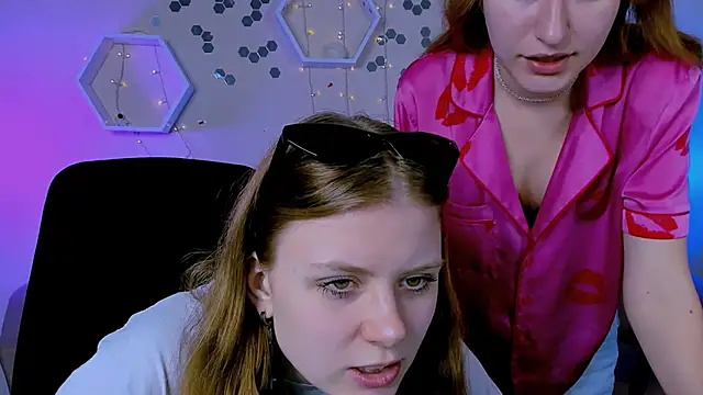 foxy tease  online show from November 7, 9:58 am