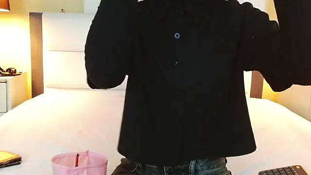 AllyPretty- online show from June 13, 10:35 am