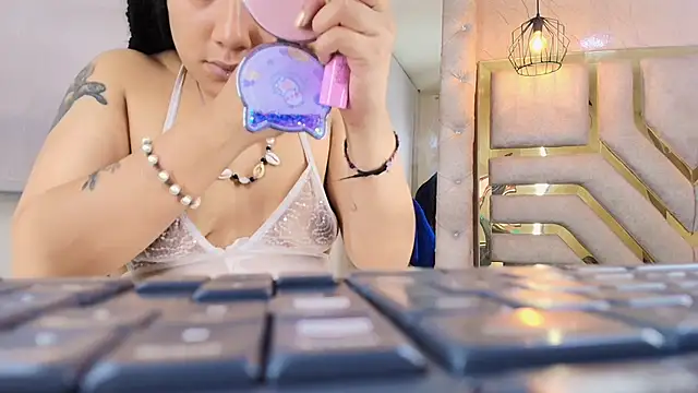 Soleil 66 online show from November 9, 4:05 am