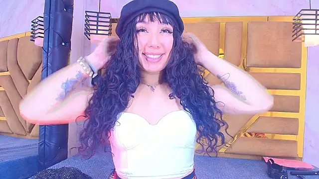 Snapshot of Soleil_66 chatting on January 17, 4:27 am Soleil 66 online show from January 17, 4:27 am