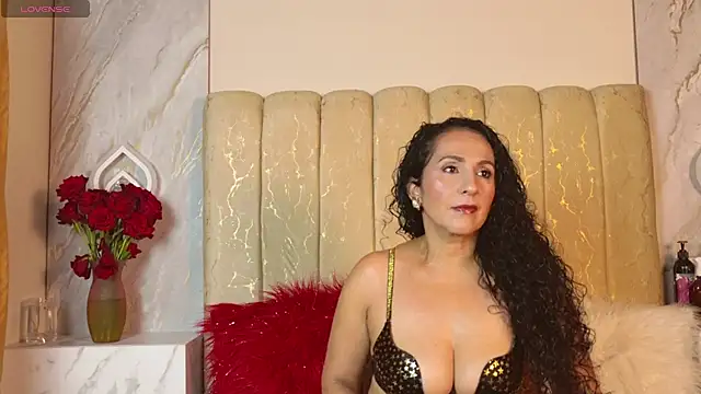 vivi ruby online show from July 10, 7:25 pm