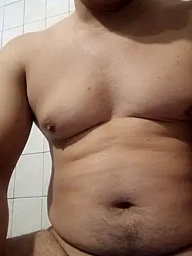 juanpa8453 online show from April 16, 3:35 pm