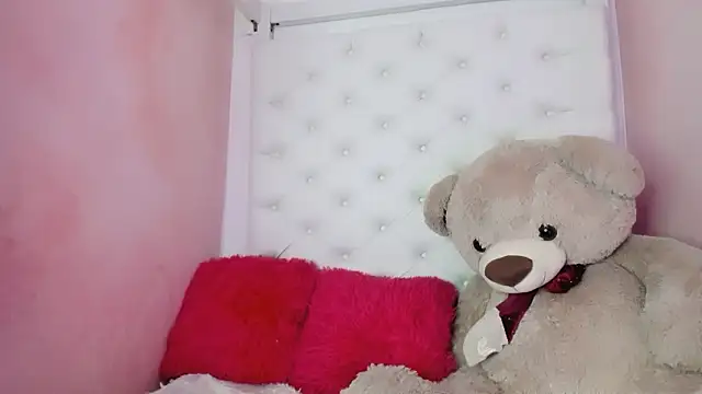 eimy skinny  online show from February 26, 12:38 pm