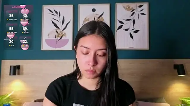 SarahMiler  online show from November 10, 7:52 pm