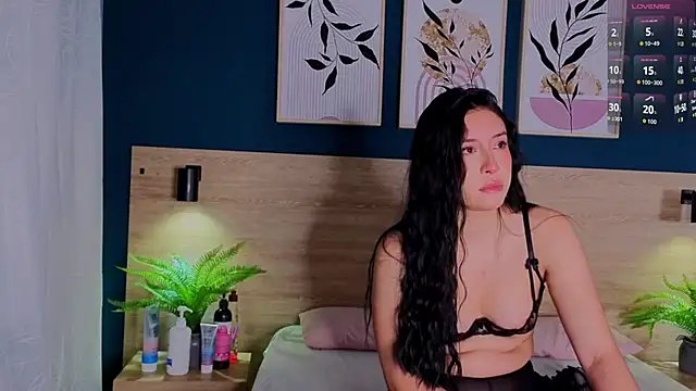 SarahMiler  online show from September 17, 11:34 am