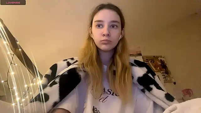 DanaCore online show from November 11, 6:14 pm