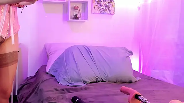 Samaraa Smith online show from October 16, 11:07 am