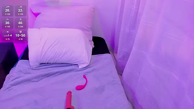 Samaraa Smith online show from October 10, 12:06 pm