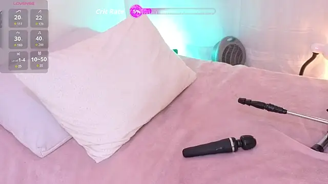 Samaraa Smith online show from March 11, 11:04 am