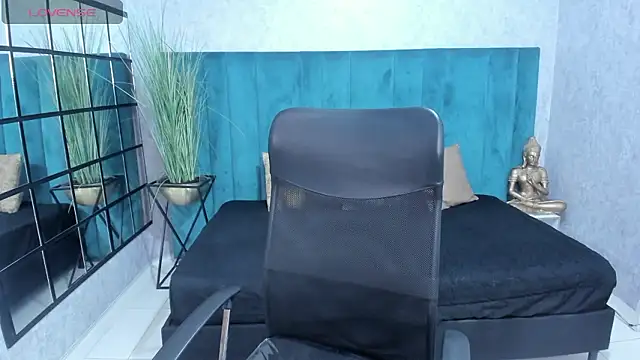 VictoriaaBlair online show from February 25, 6:30 pm