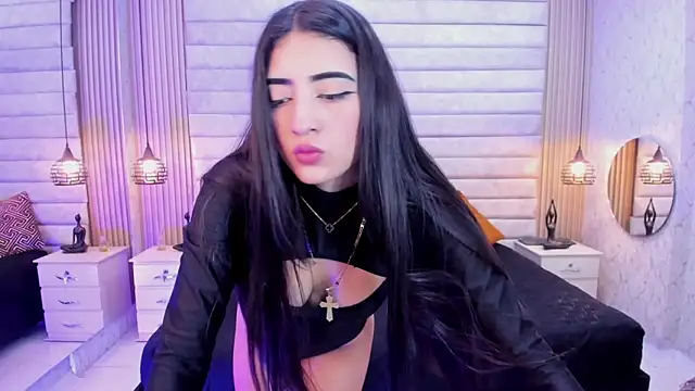 VictoriaaBlair online show from March 9, 6:44 pm