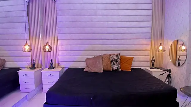 VictoriaaBlair online show from April 15, 10:32 pm