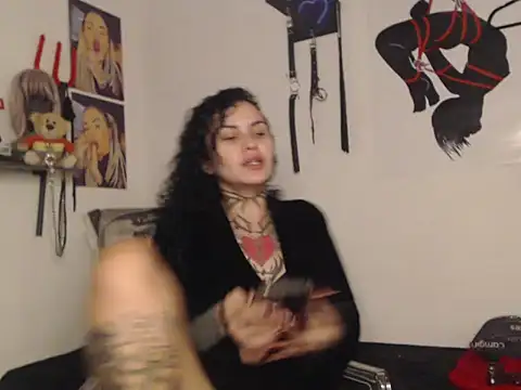 Snapshot of Sofia_May chatting on February 15, 11:14 pm Sofia May online show from February 15, 11:14 pm