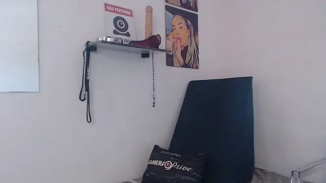 Snapshot of Sofia_May chatting on September 22, 3:29 pm Sofia May online show from September 22, 3:29 pm