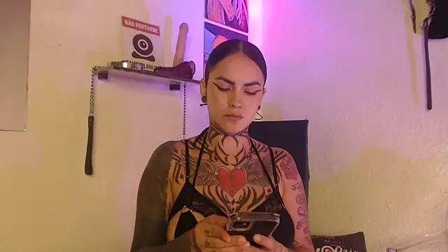 Snapshot of Sofia_May chatting on September 20, 5:45 am Sofia May online show from September 20, 5:45 am