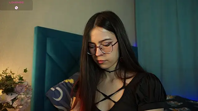 ywixos online show from September 26, 1:40 pm