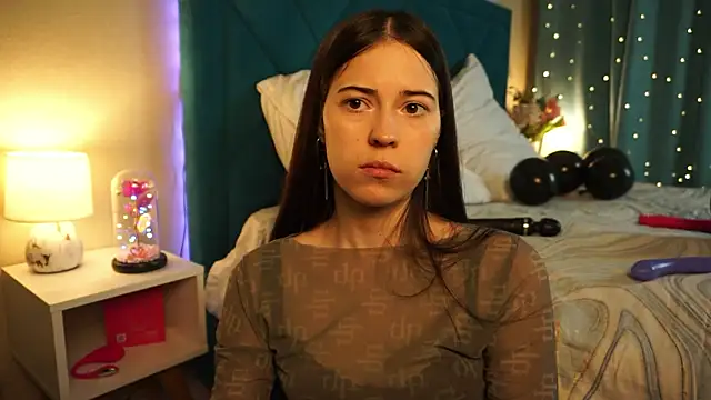 ywixos online show from April 10, 9:44 pm