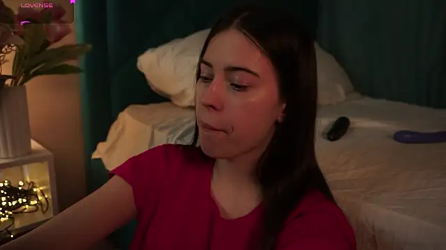 ywixos online show from March 26, 2:48 pm