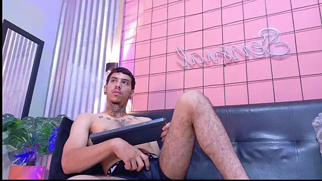 jharol cardonaa online show from November 9, 1:26 pm