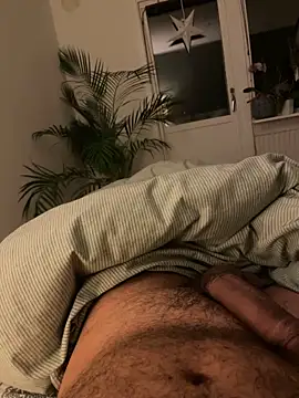 latina-pene online show from December 14, 12:39 am