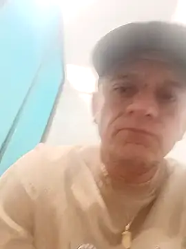 leon8013A online show from September 10, 11:53 am