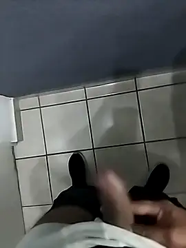 Leofj007 online show from November 3, 5:49 pm