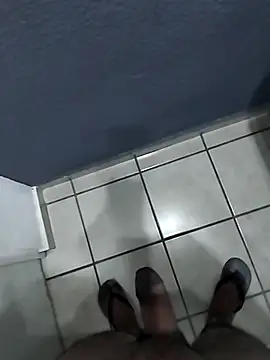 Snapshot of Leofj007 chatting on October 30, 5:39 am Leofj007 online show from October 30, 5:39 am