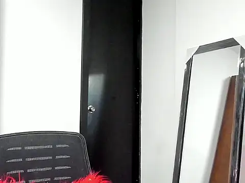 Maddy Mills online show from September 22, 7:31 pm