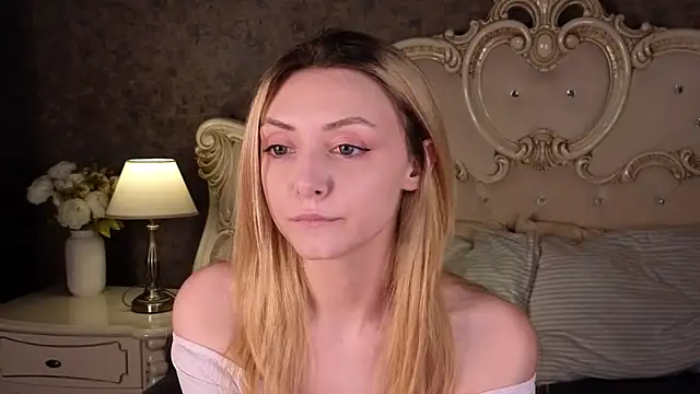 Snapshot of CindyFors chatting on September 26, 8:59 pm CindyFors online show from September 26, 8:59 pm