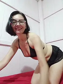 Luana sexy42 online show from May 24, 4:07 pm