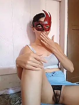 Luana sexy42 online show from February 5, 6:59 pm