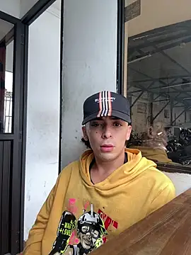 Snapshot of Jacobs0 chatting on December 4, 2:05 pm Jacobs0 online show from December 4, 2:05 pm