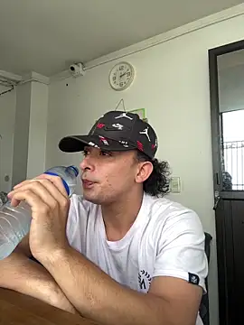 Jacobs0 online show from June 17, 7:13 pm