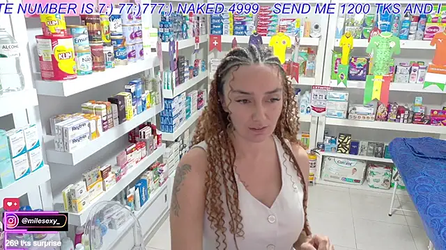 swmilena hot  online show from July 4, 6:01 pm