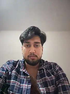 Snapshot of aka_big chatting on February 6, 9:11 pm aka big online show from February 6, 9:11 pm