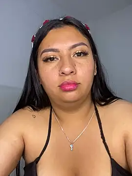 Issa Santana online show from March 24, 8:20 pm