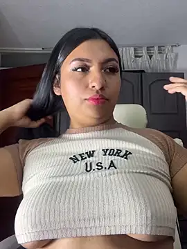 Snapshot of Issa_Santana chatting on October 19, 7:49 pm Issa Santana online show from October 19, 7:49 pm