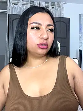 Snapshot of Issa_Santana chatting on November 23, 5:34 pm Issa Santana online show from November 23, 5:34 pm