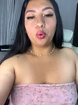 Issa Santana online show from July 16, 4:48 pm