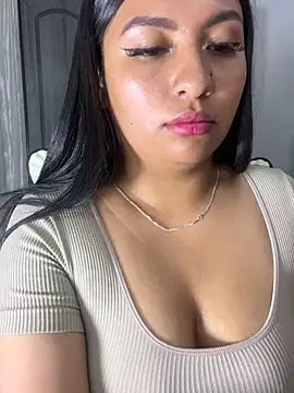 Snapshot of Issa_Santana chatting on September 21, 7:19 pm Issa Santana online show from September 21, 7:19 pm